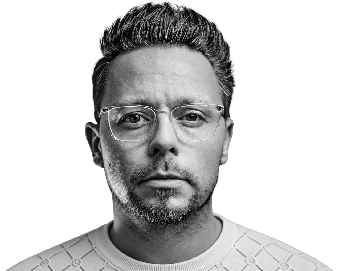 Dennis Kassel, Host von Ehrlicher Blick